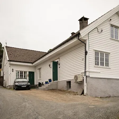 Vakker - Stor Parkeringsplass 10min Fra Διαμέρισμα Μπέργκεν