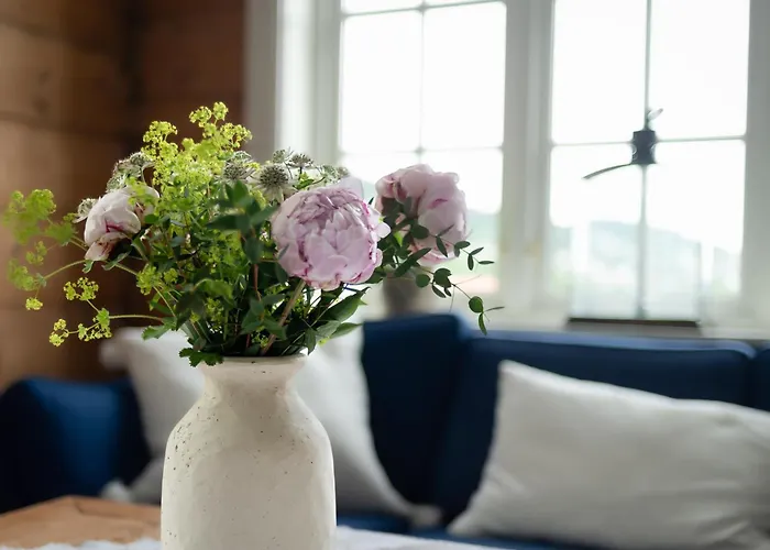 Vakker - Stor Parkeringsplass 10min Fra 베르겐